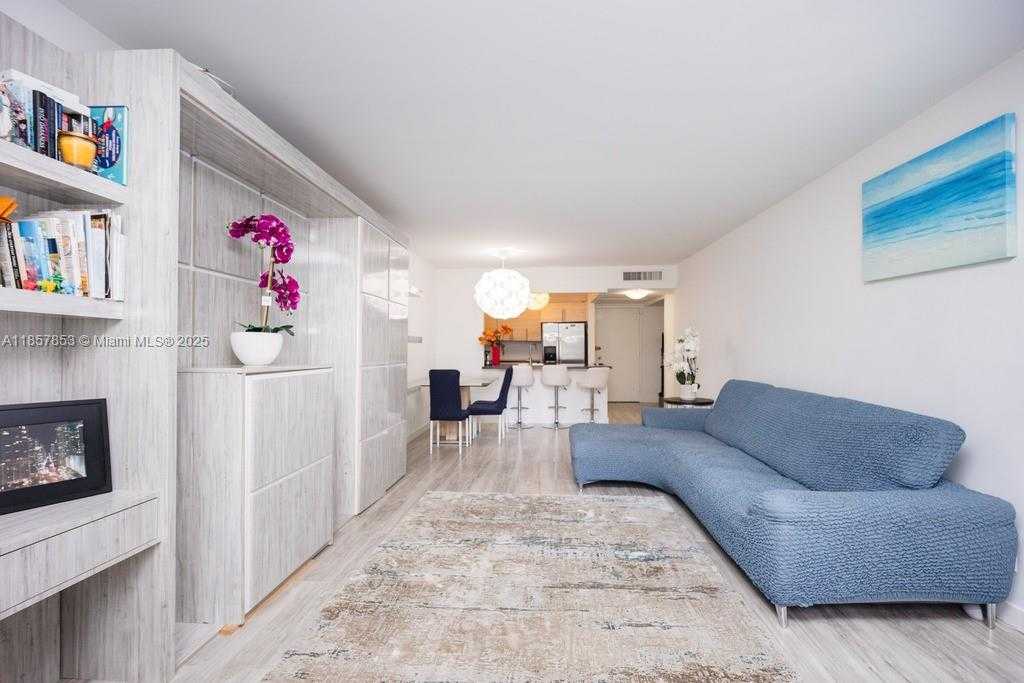 Small Image of 501 THREE ISLANDS BLVD #117, Hallandale Beach Number 5
