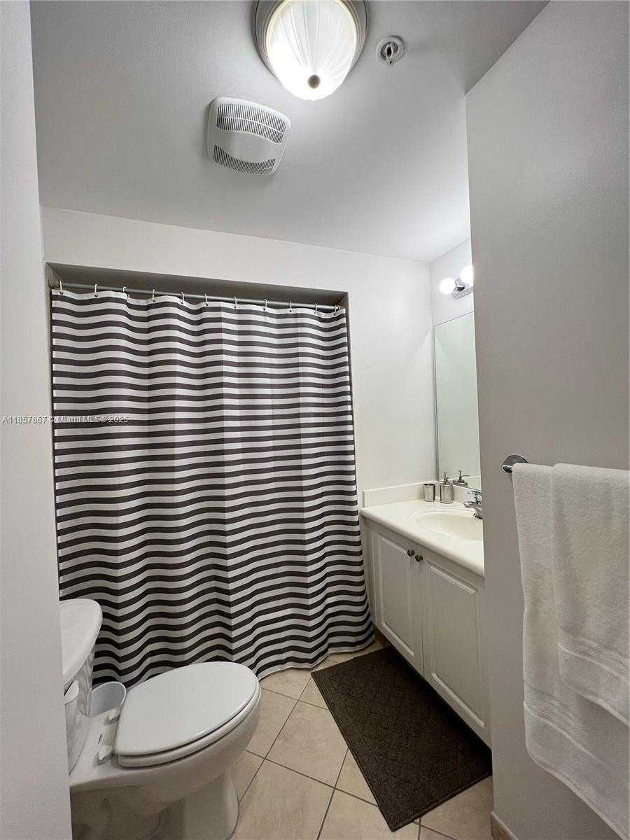 Small Image of 8390 SOUTH WEST 72ND AVE #521, Miami Number 14