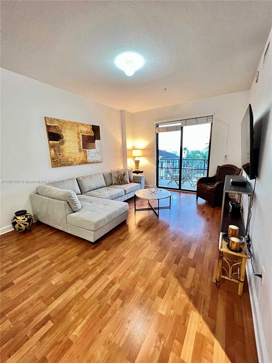 Small Image of 8390 SOUTH WEST 72ND AVE #521, Miami Number 4