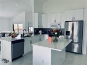 Small Image of Plantation Number 4