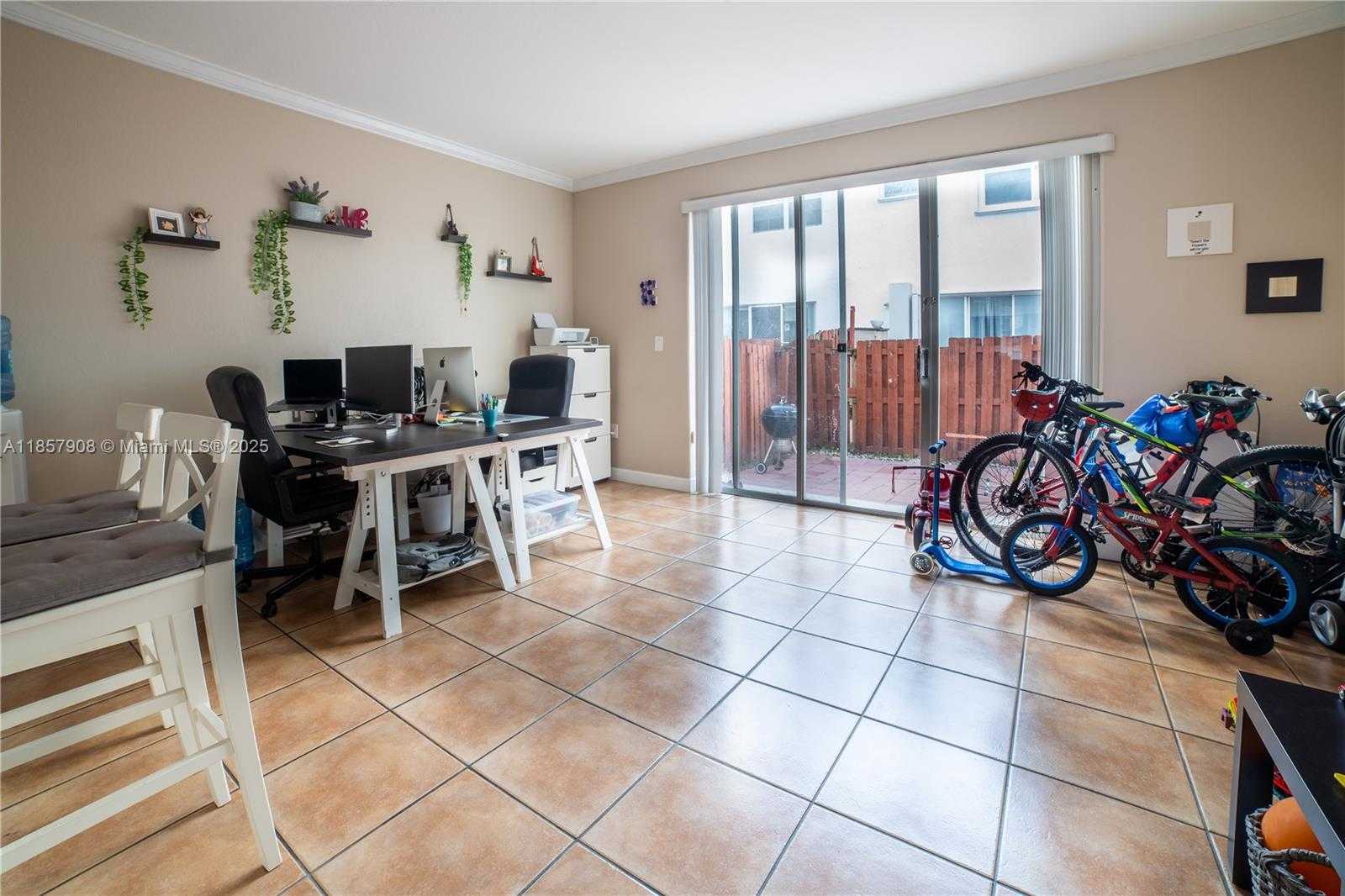 Small Image of 5580 NORTH WEST 107TH AVE #1204, Doral Number 2