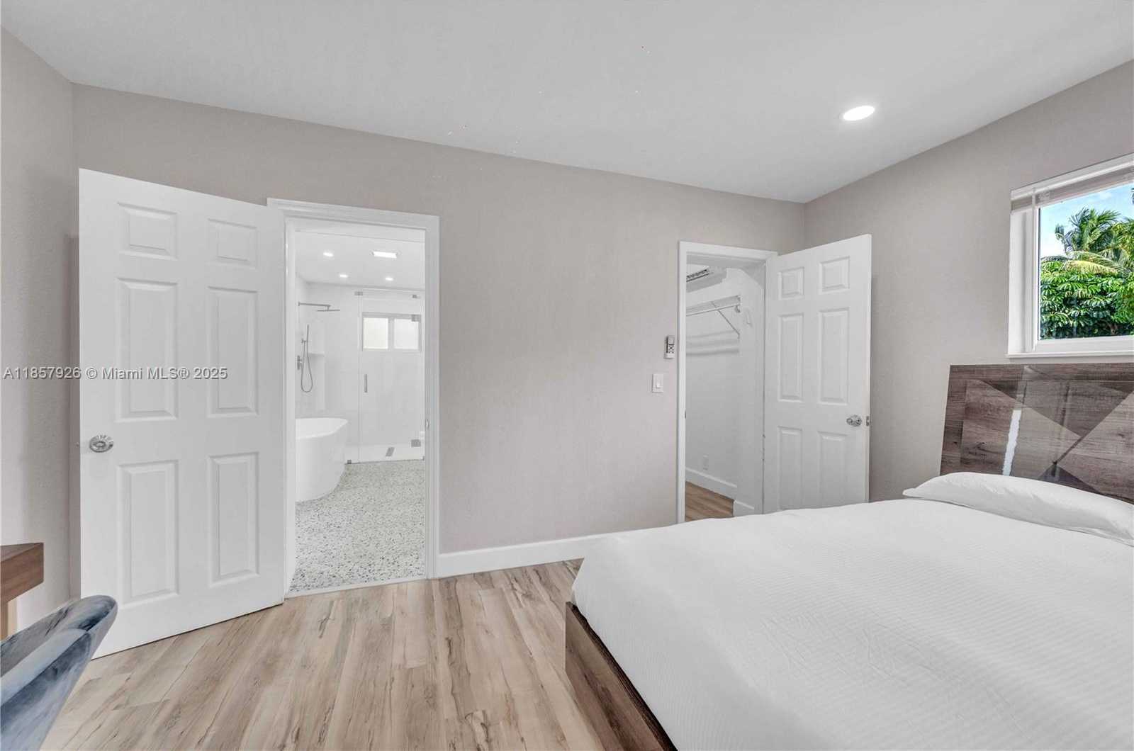 Small Image of 4901 WEST PARK RD, Hollywood Number 14