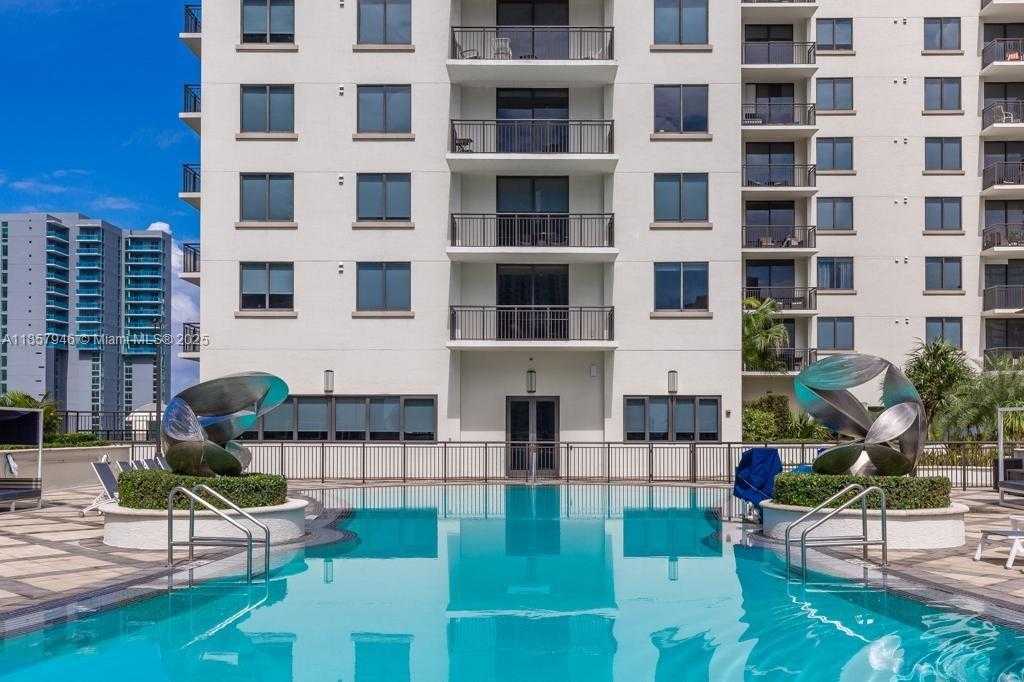 Small Image of 999 SOUTH WEST 1ST AVE #2307, Miami Number 4