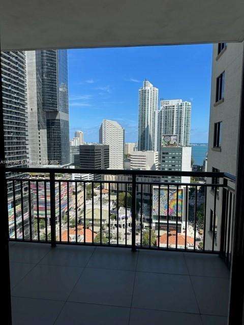 Small Image of 999 SOUTH WEST 1ST AVE #2307, Miami Number 6