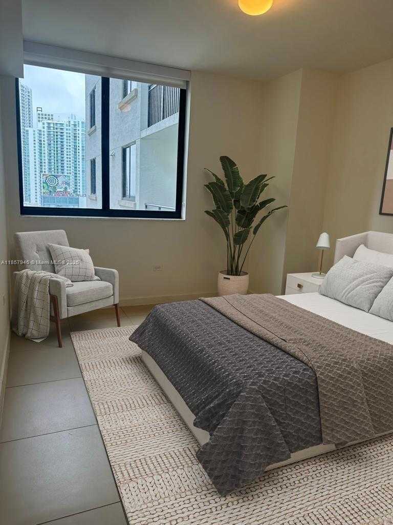 Small Image of 999 SOUTH WEST 1ST AVE #2307, Miami Number 9