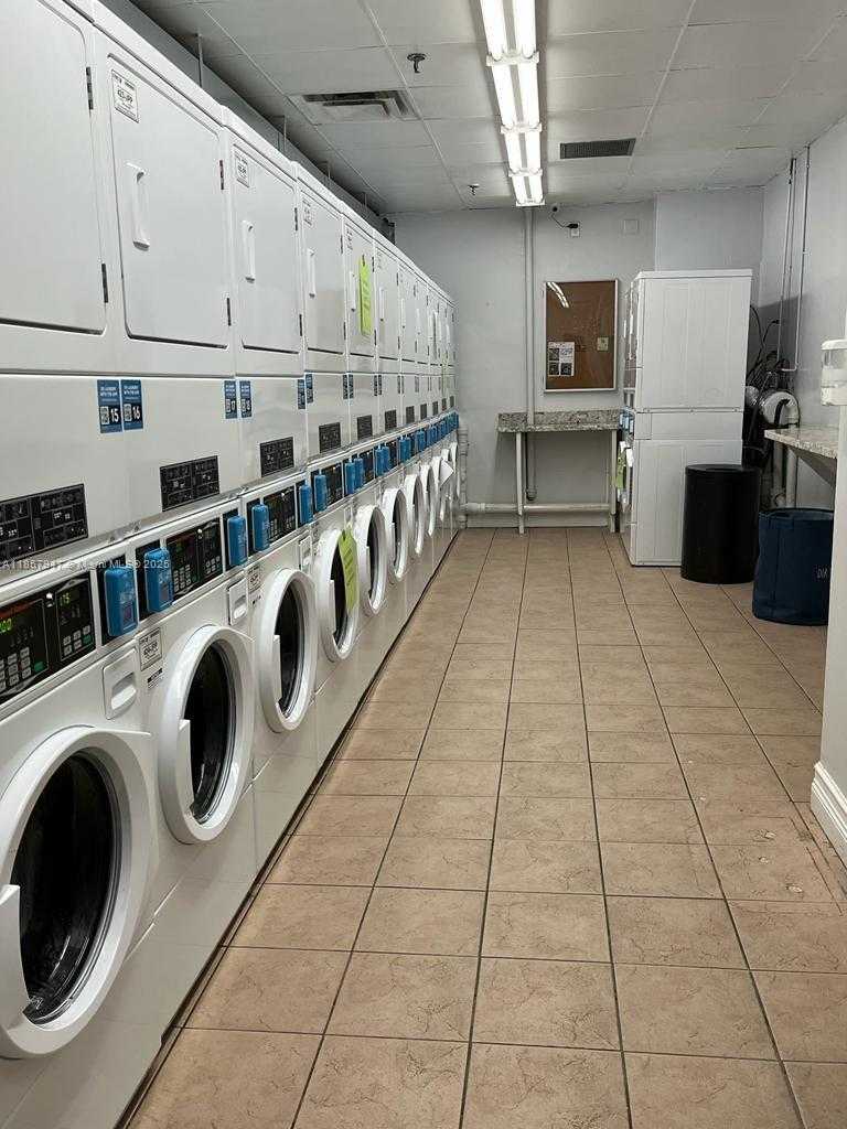 Small Image of 800 NORTH MIAMI AVE #E-606, Miami Number 14