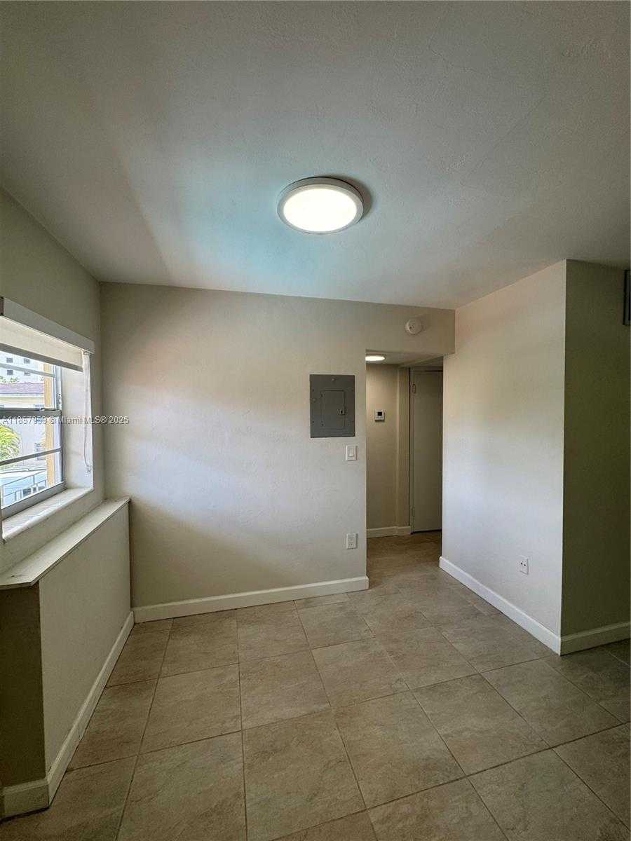 Small Image of 115 CALABRIA AVE #10, Coral Gables Number 9