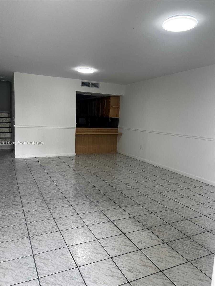 Small Image of 14368 SOUTH WEST 98TH TER, Miami Number 19