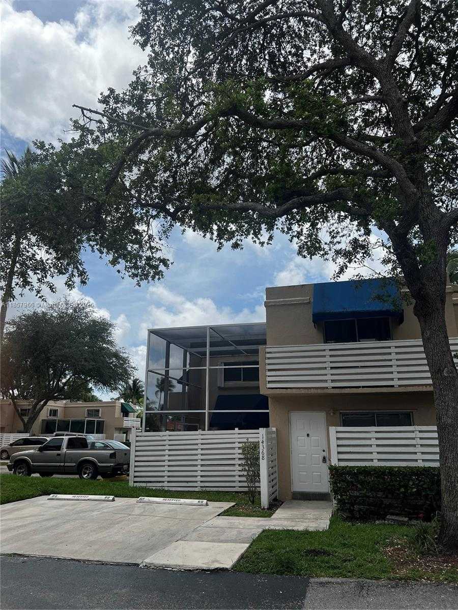 Small Image of 14368 SOUTH WEST 98TH TER, Miami Number 3
