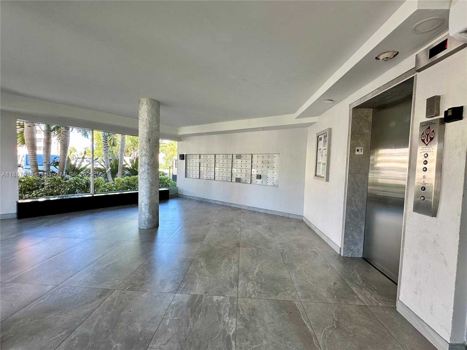 Small Image of 1750 NORTH EAST 191ST ST #105-1, Miami Number 26