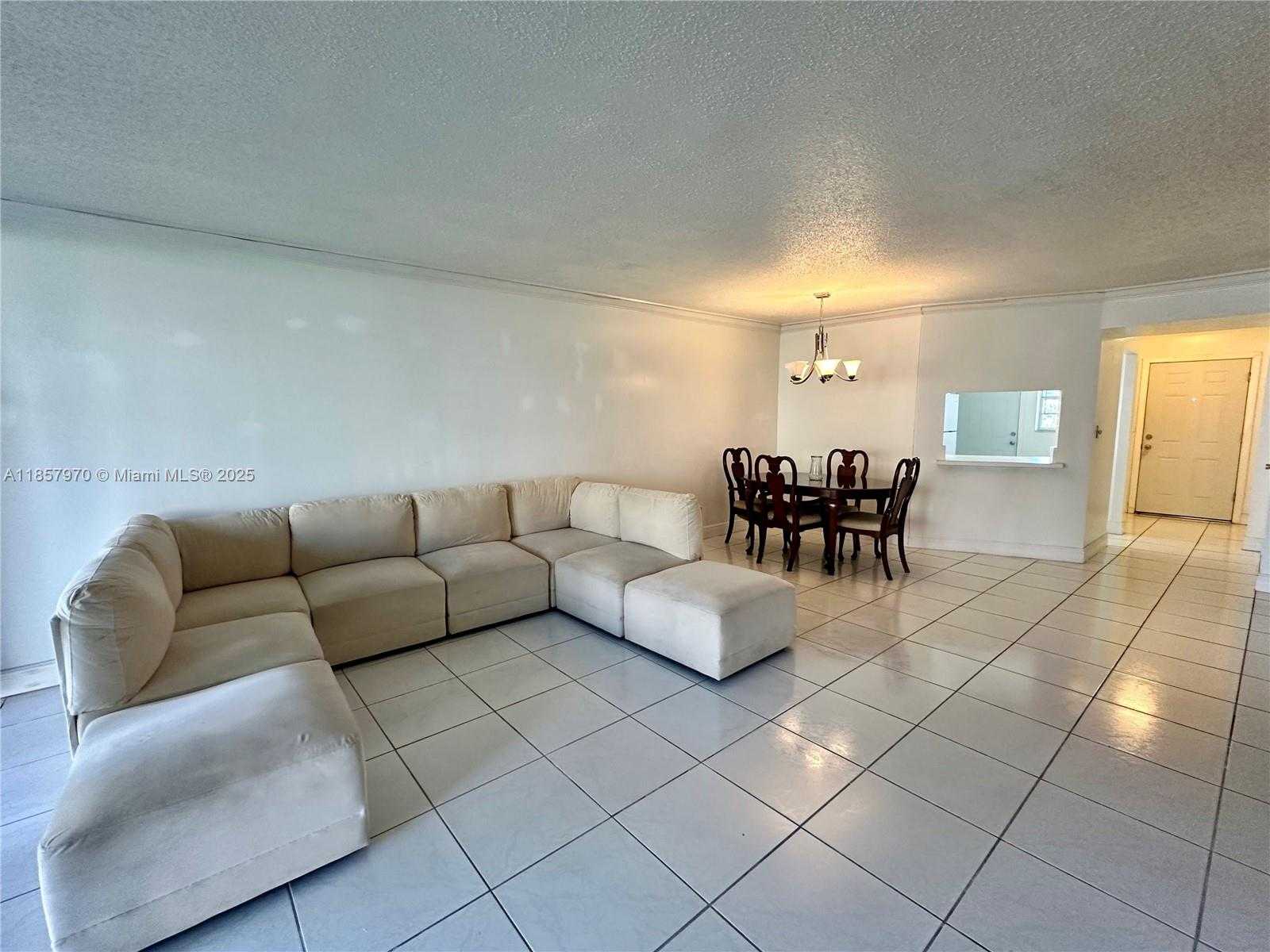 Small Image of 1750 NORTH EAST 191ST ST #105-1, Miami Number 7