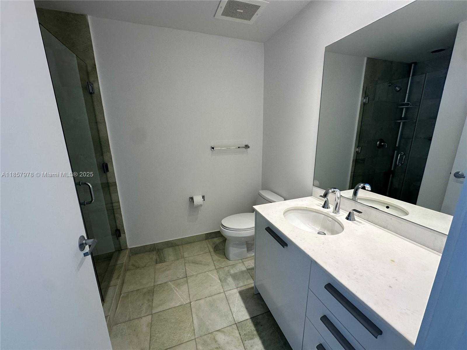 Small Image of 1060 BRICKELL AVE #3009, Miami Number 12