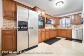 Small Image of 1750 NORTH EAST 40TH PL, Oakland Park Number 18