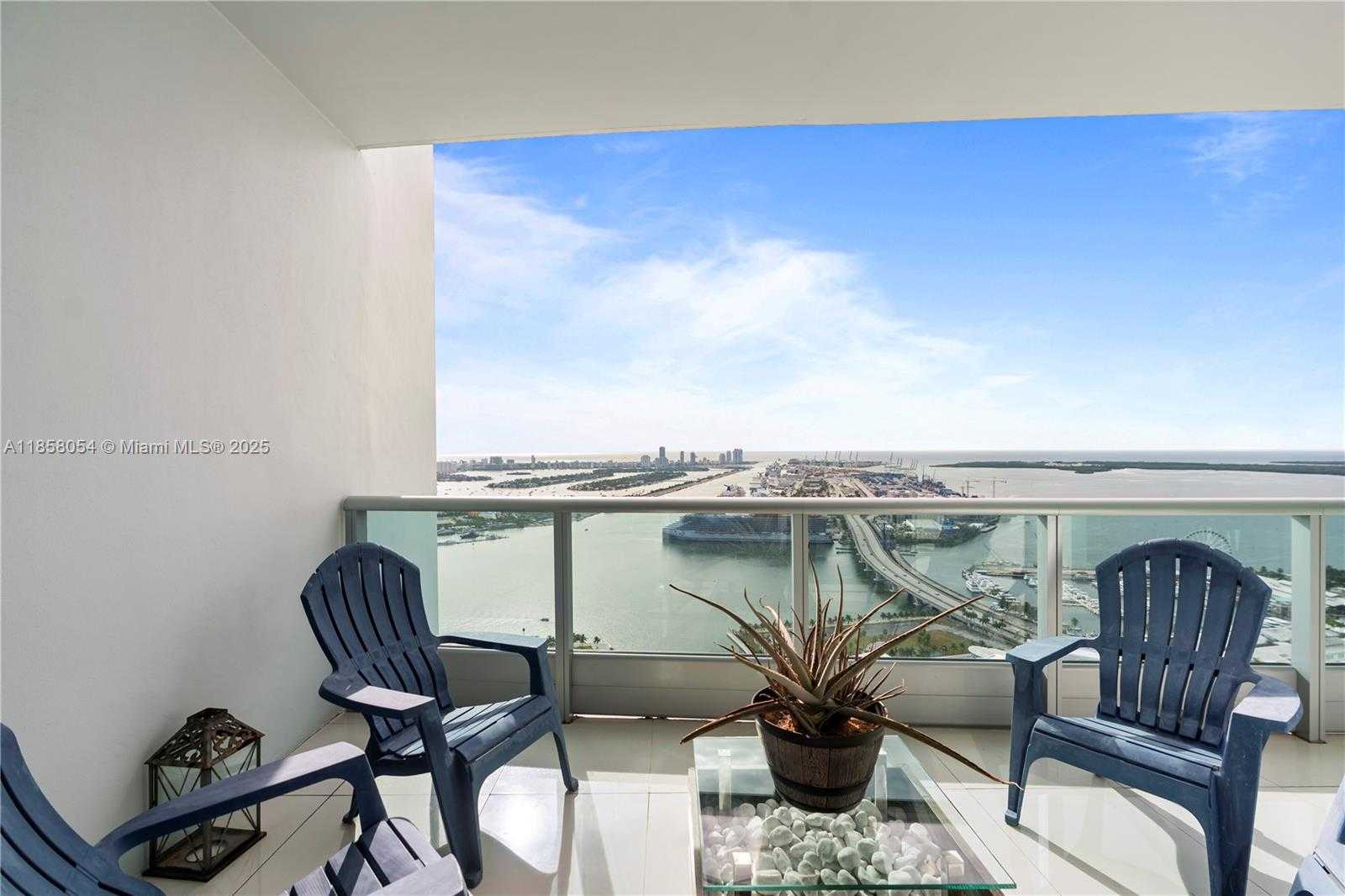 Small Image of 900 BISCAYNE BLVD #5102, Miami Number 16