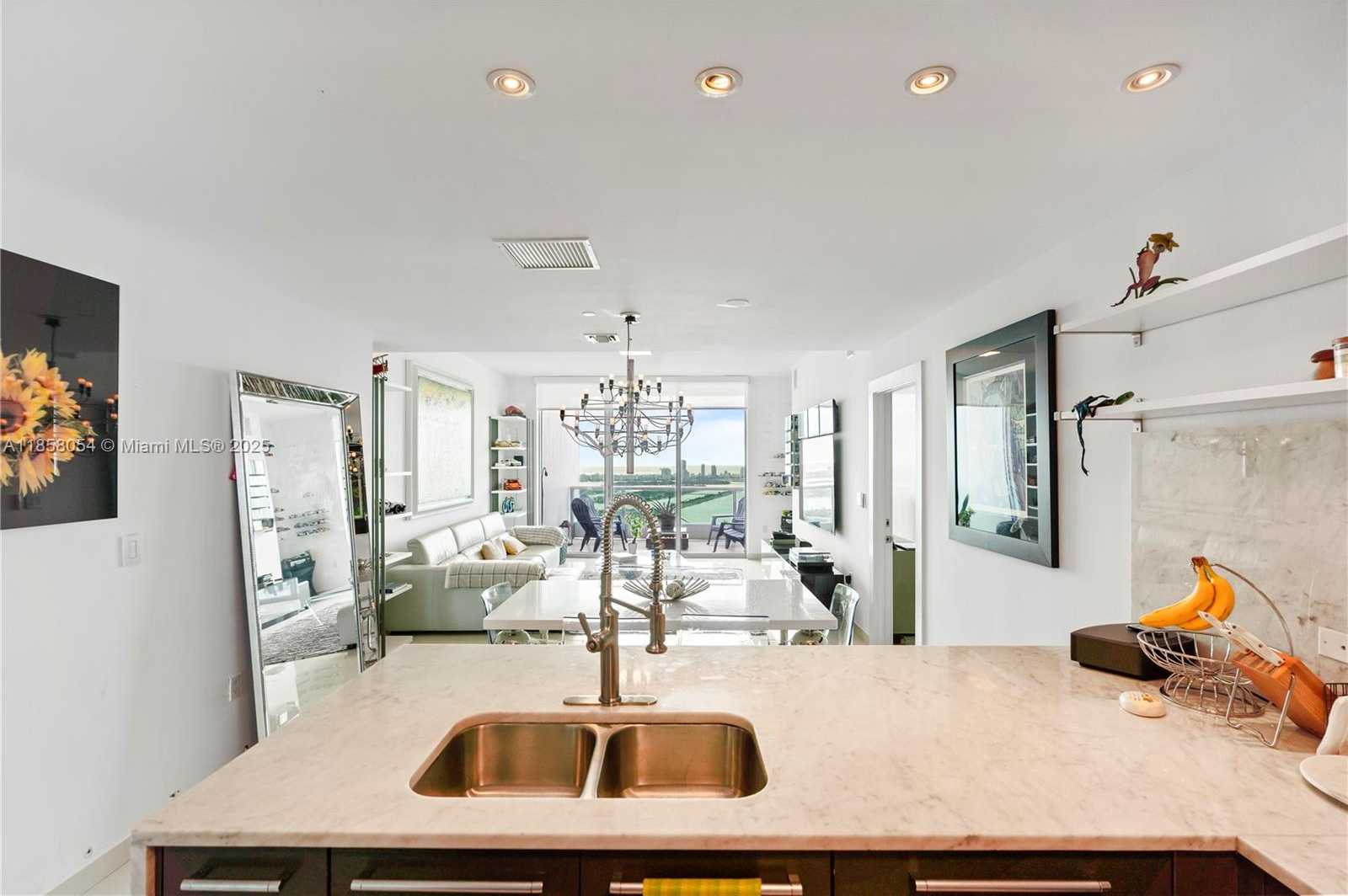 Small Image of 900 BISCAYNE BLVD #5102, Miami Number 27