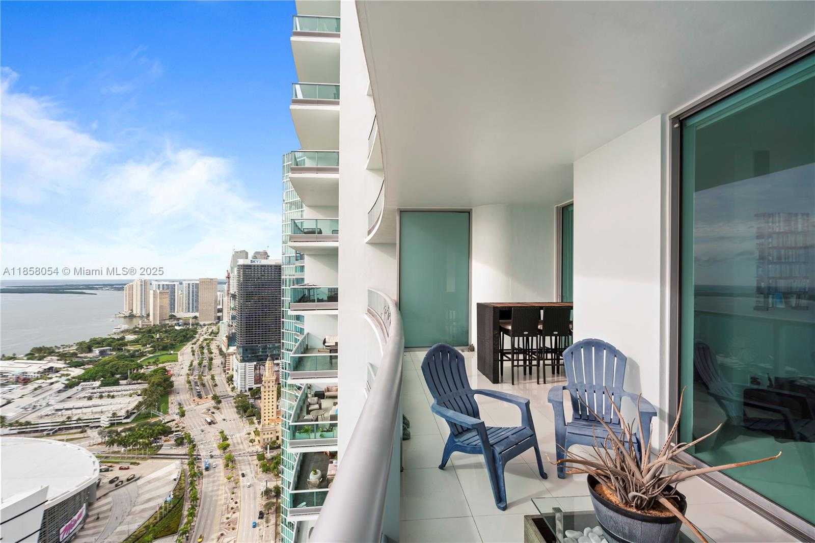 Small Image of 900 BISCAYNE BLVD #5102, Miami Number 3