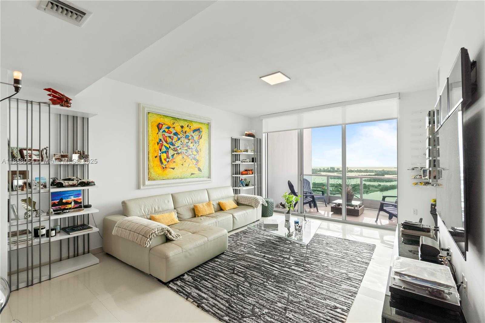 Small Image of 900 BISCAYNE BLVD #5102, Miami Number 31