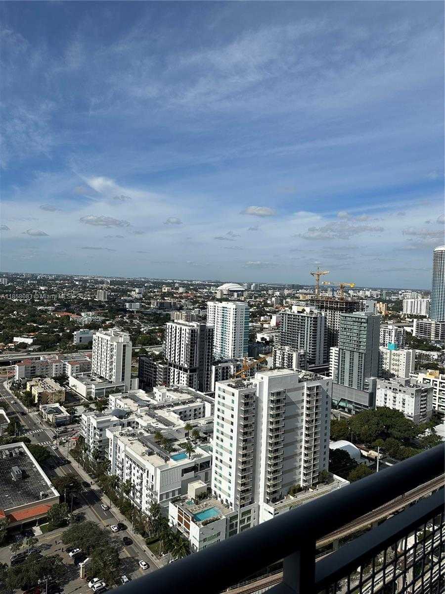 Small Image of 60 SOUTH WEST 13TH ST #3207, Miami Number 11