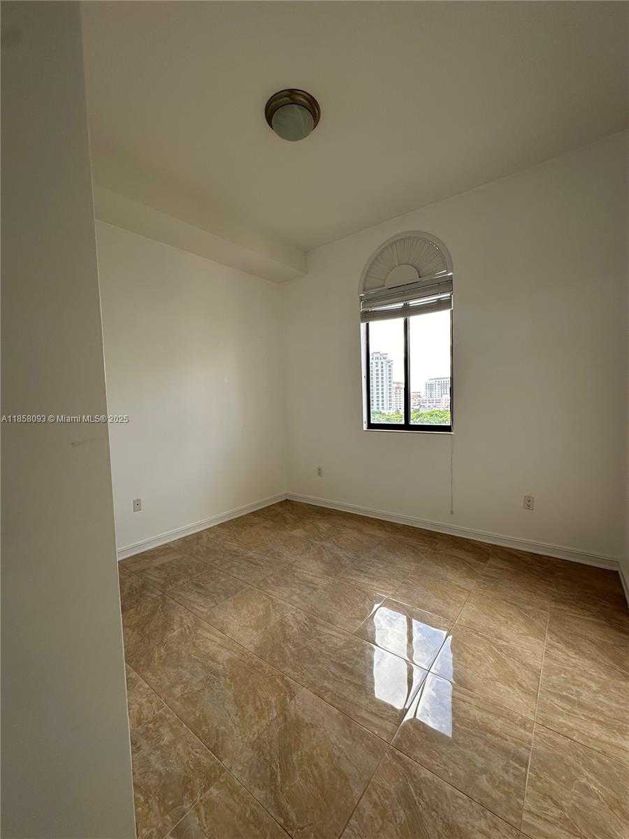 Small Image of 1805 PONCE DE LEON BLVD #827, Coral Gables Number 10