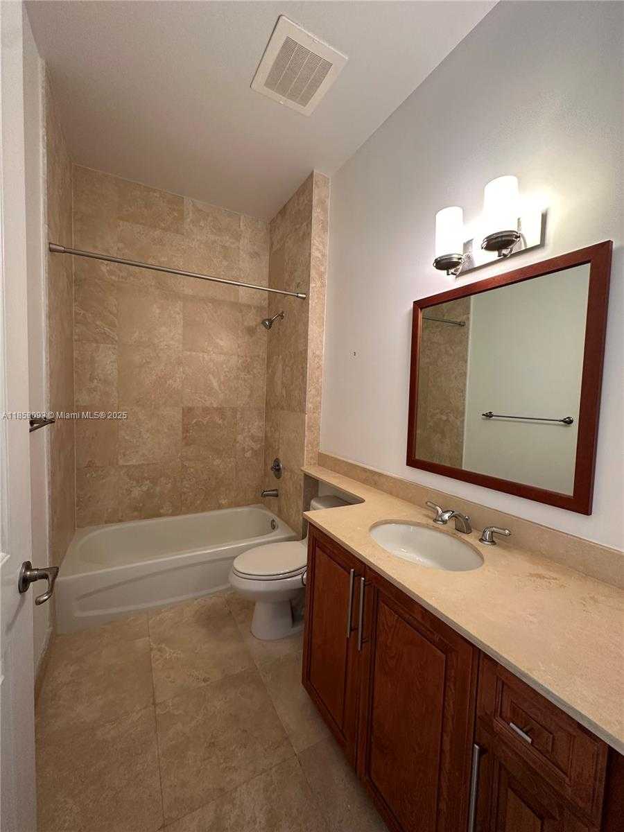Small Image of 1805 PONCE DE LEON BLVD #827, Coral Gables Number 11