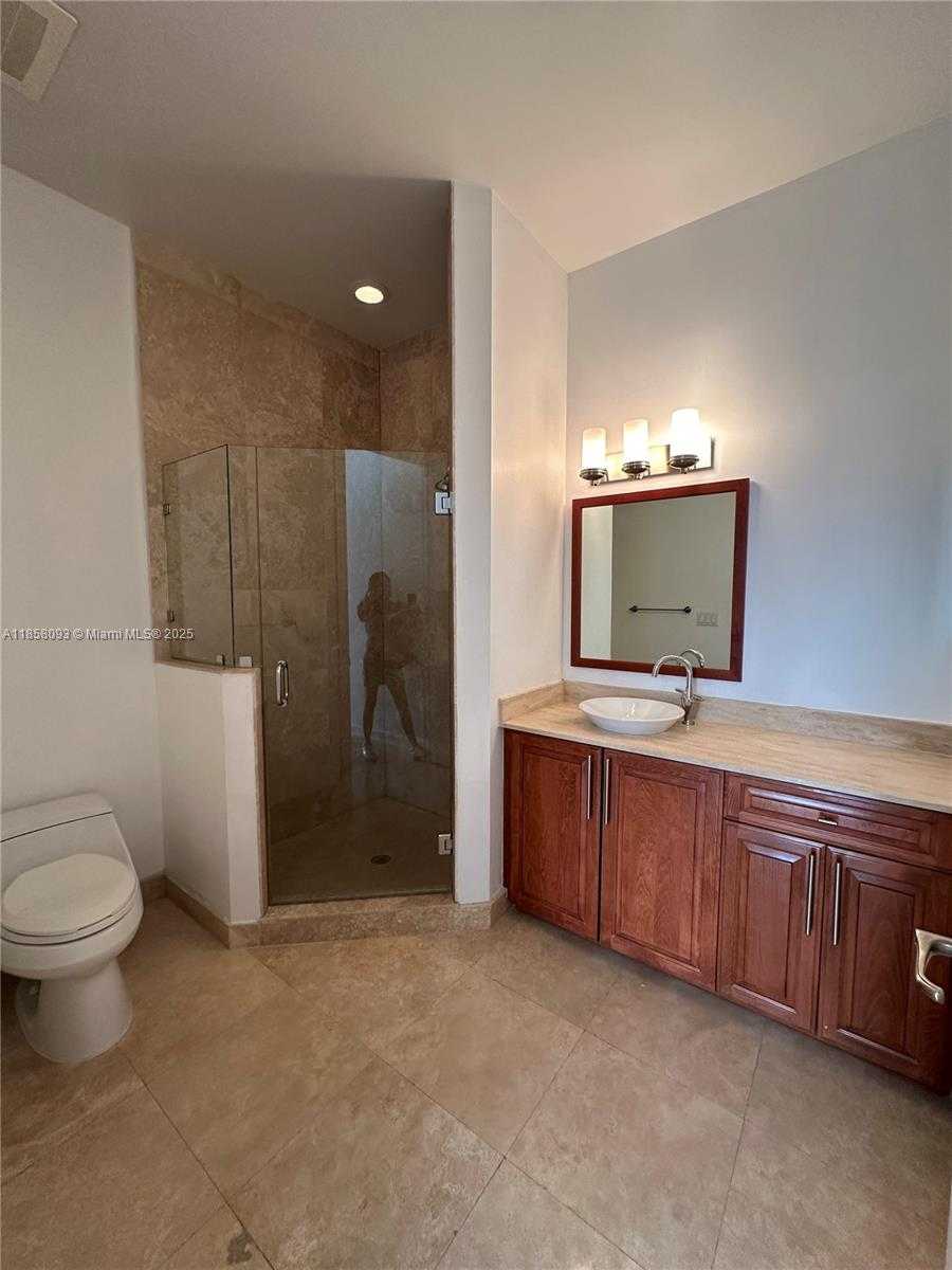 Small Image of 1805 PONCE DE LEON BLVD #827, Coral Gables Number 13
