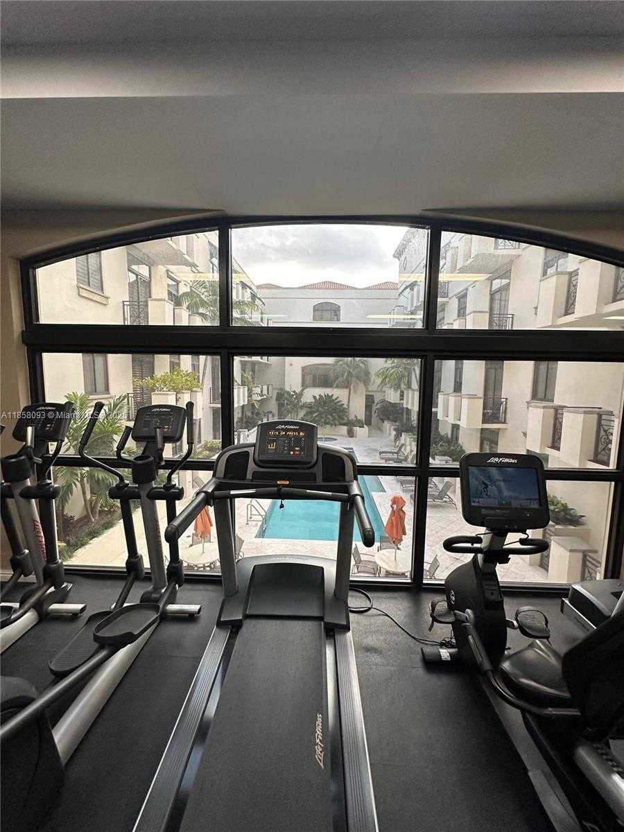 Small Image of 1805 PONCE DE LEON BLVD #827, Coral Gables Number 27