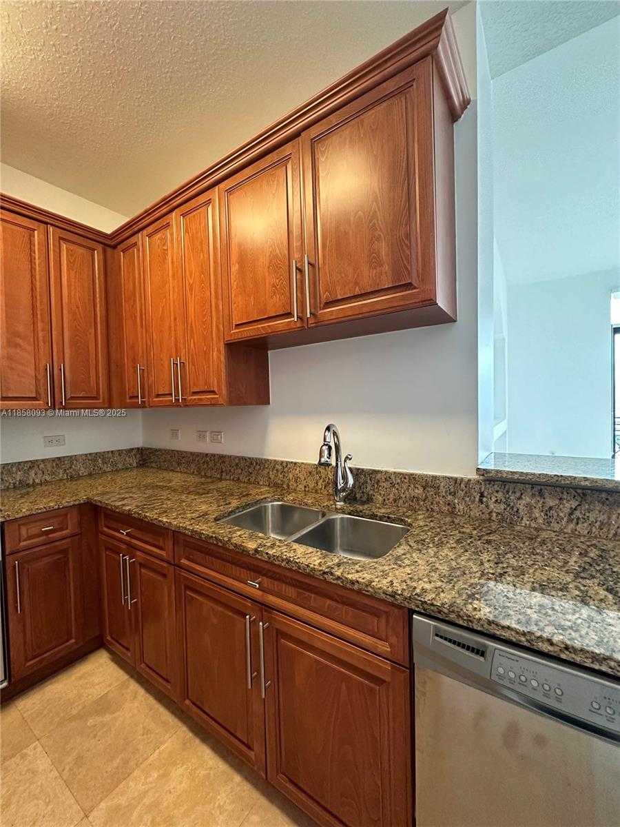 Small Image of 1805 PONCE DE LEON BLVD #827, Coral Gables Number 7