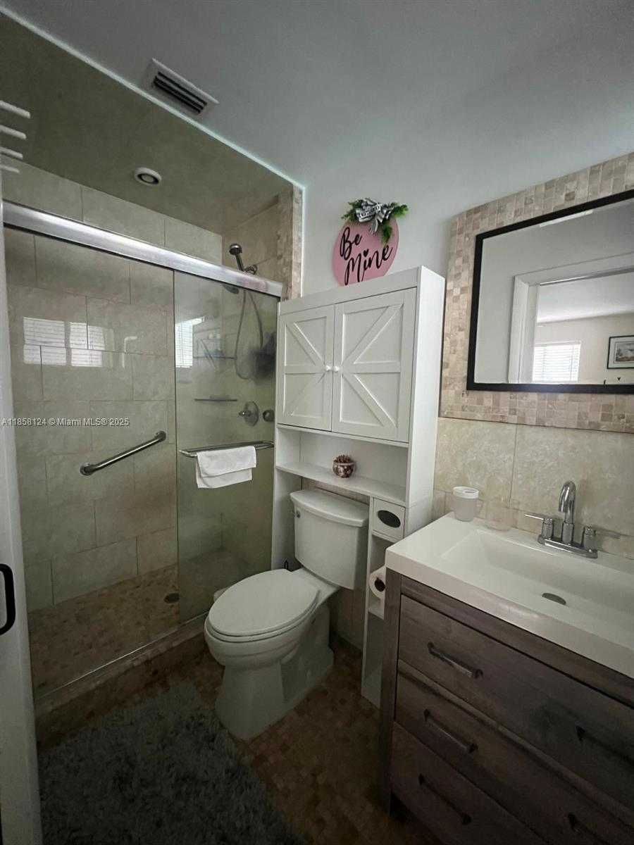 Small Image of 7750 NORTH WEST 42ND ST, Davie Number 16