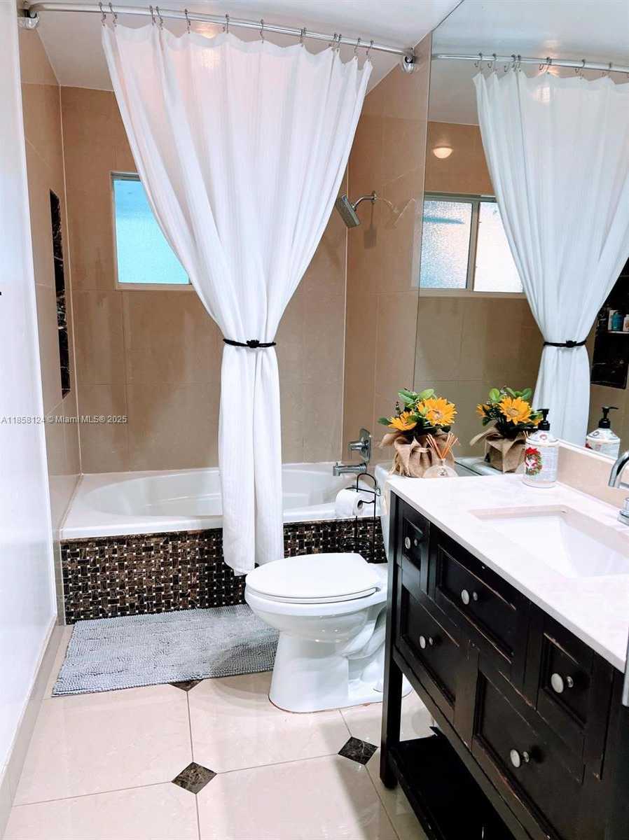 Small Image of 7750 NORTH WEST 42ND ST, Davie Number 6