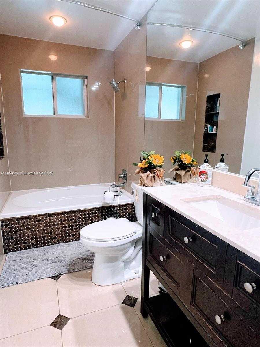 Small Image of 7750 NORTH WEST 42ND ST, Davie Number 7
