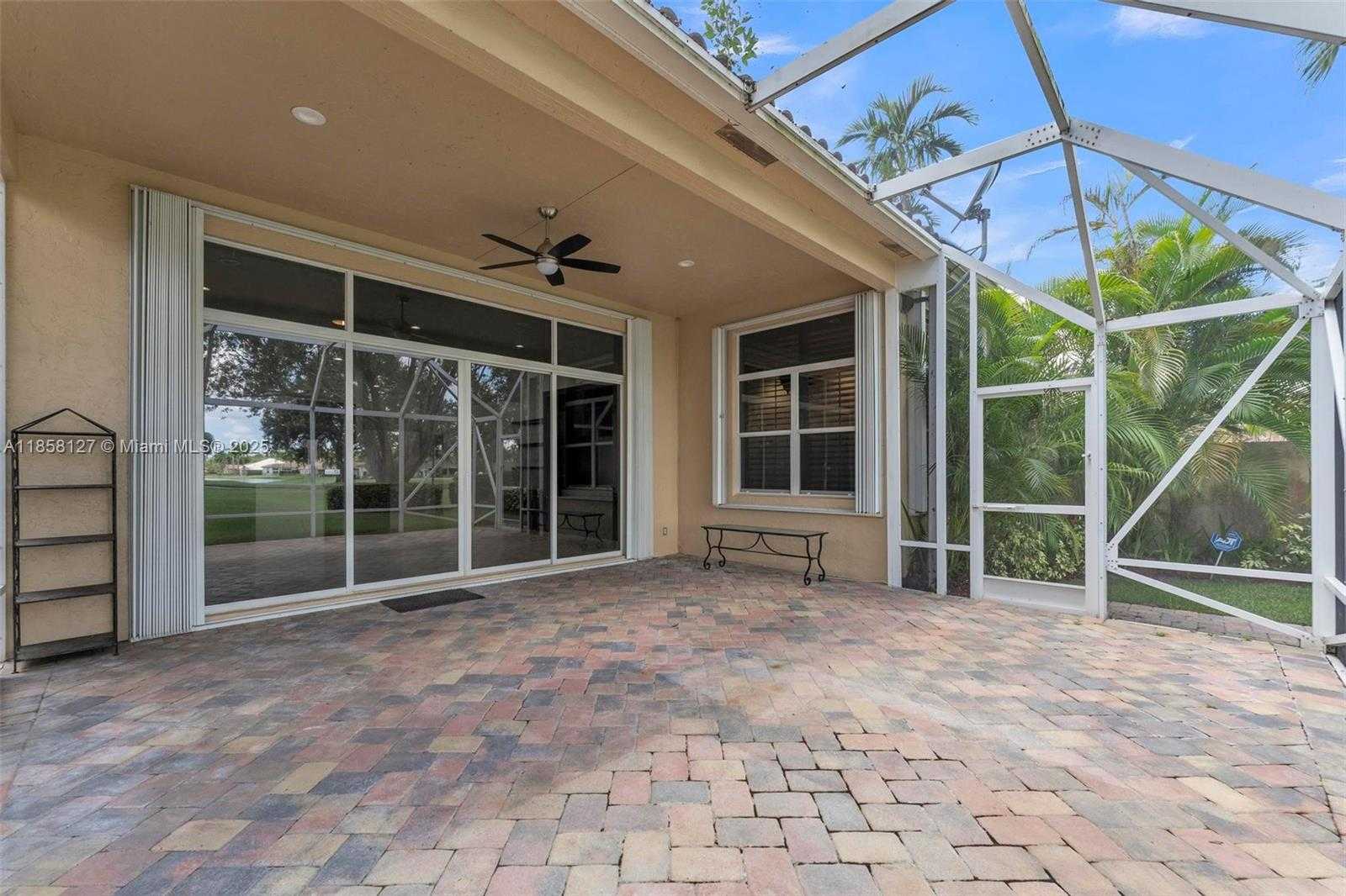 Small Image of 2468 BAY ISLE CT, Weston Number 13