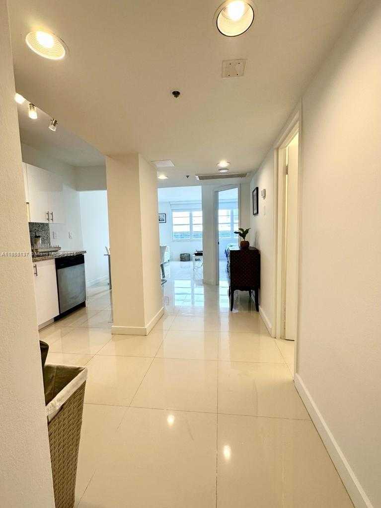 Small Image of 100 LINCOLN RD #1406, Miami Beach Number 8