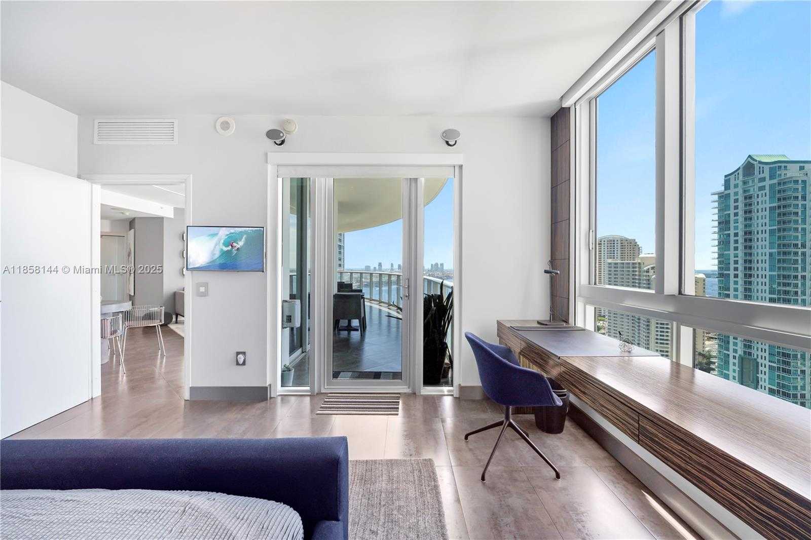 Small Image of 300 SOUTH BISCAYNE BLVD #2508, Miami Number 11