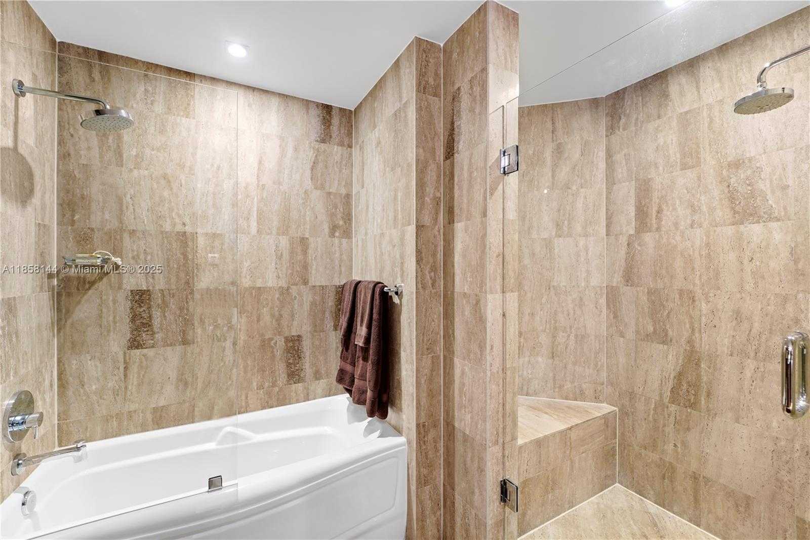 Small Image of 300 SOUTH BISCAYNE BLVD #2508, Miami Number 15