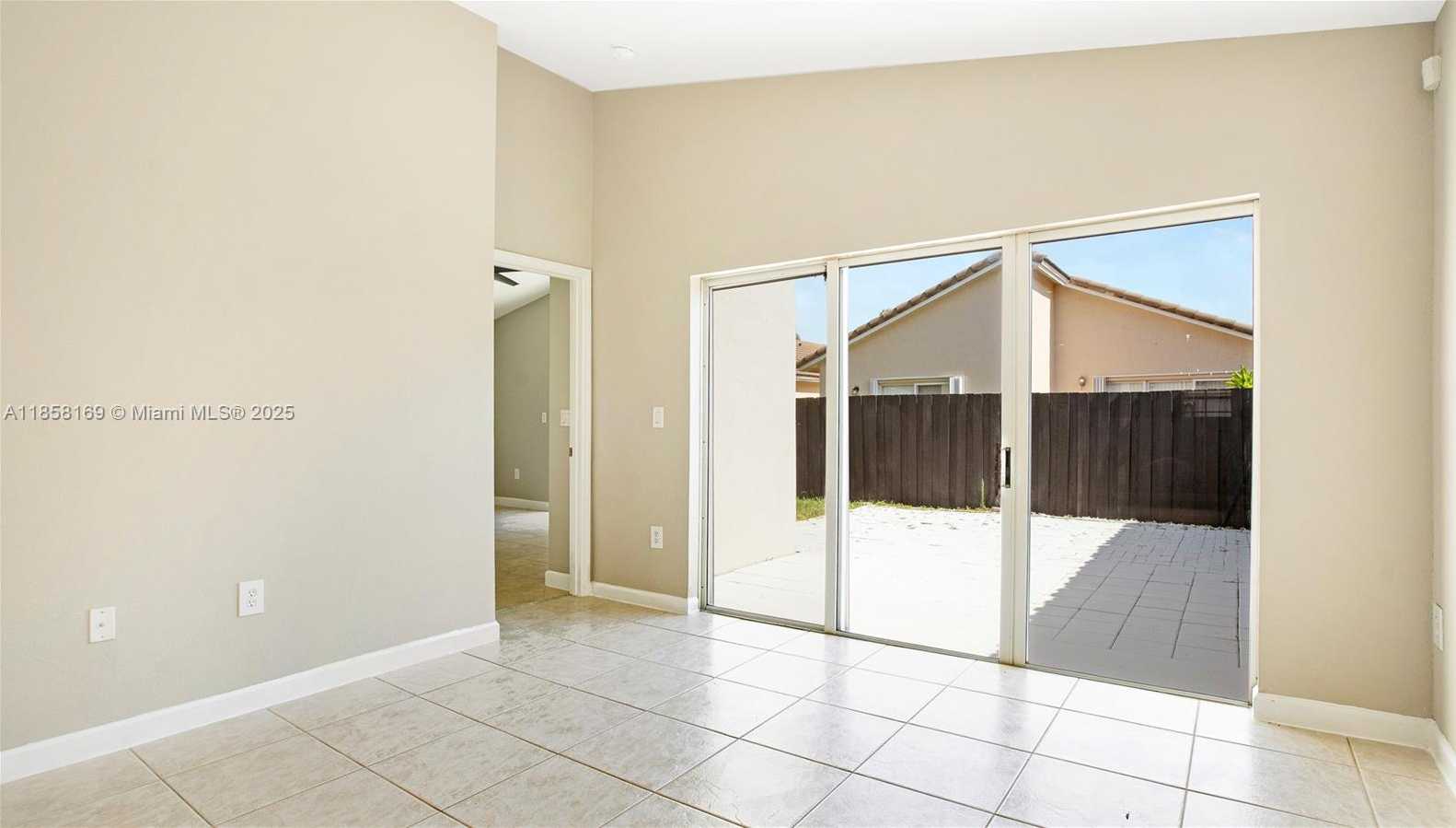 Small Image of 8743 SOUTH WEST 213TH LN, Cutler Bay Number 20