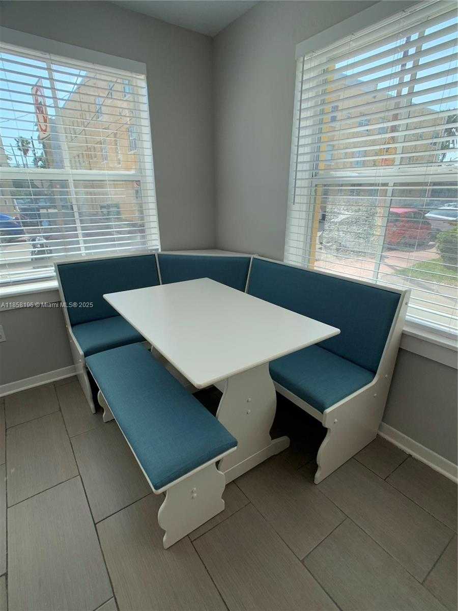 Small Image of 1308 DREXEL AVE #105, Miami Beach Number 17