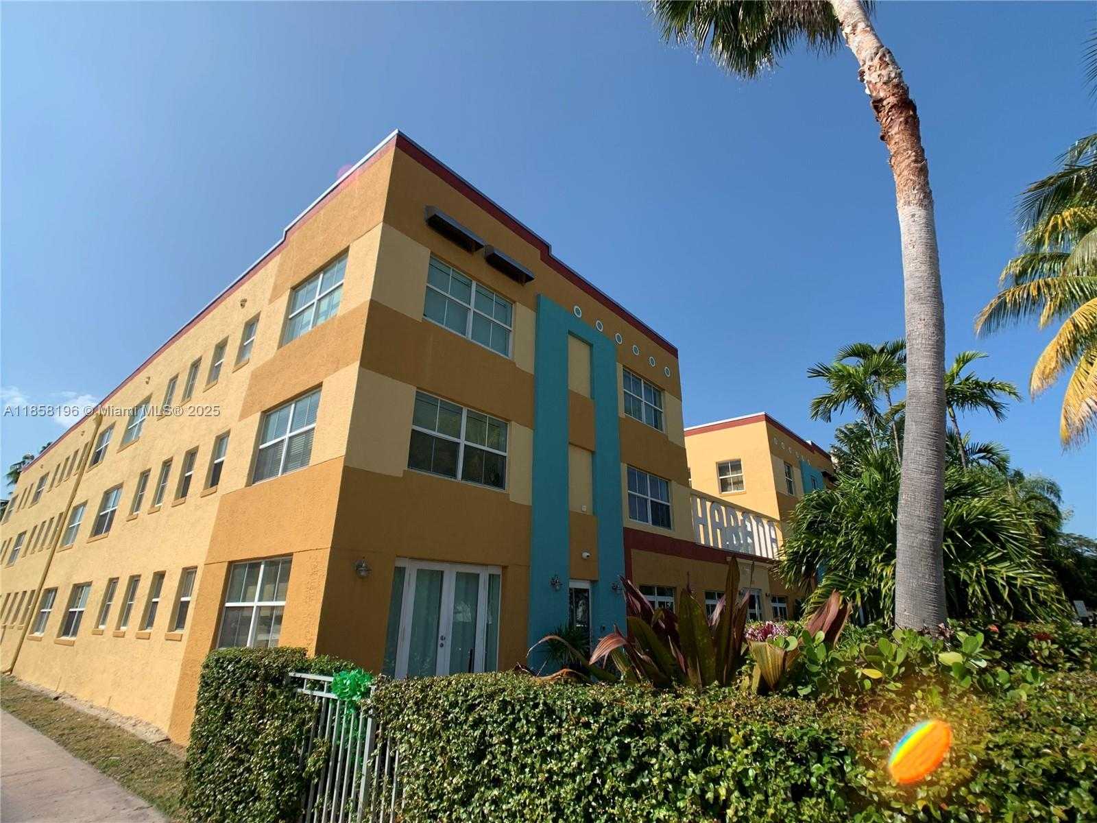 Small Image of 1308 DREXEL AVE #105, Miami Beach Number 23