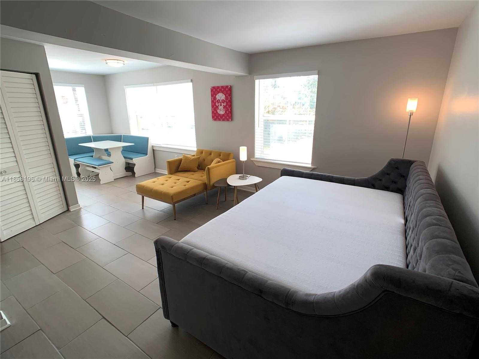 Small Image of 1308 DREXEL AVE #105, Miami Beach Number 7