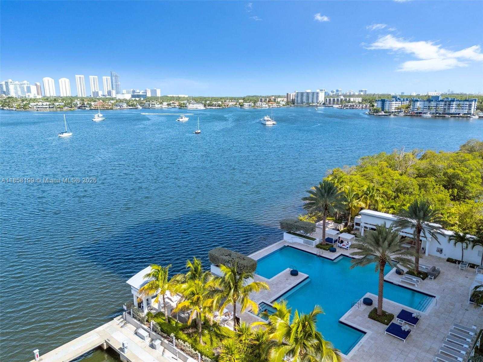 Small Image of 17111 BISCAYNE BL #506-S, North Miami Beach Number 52