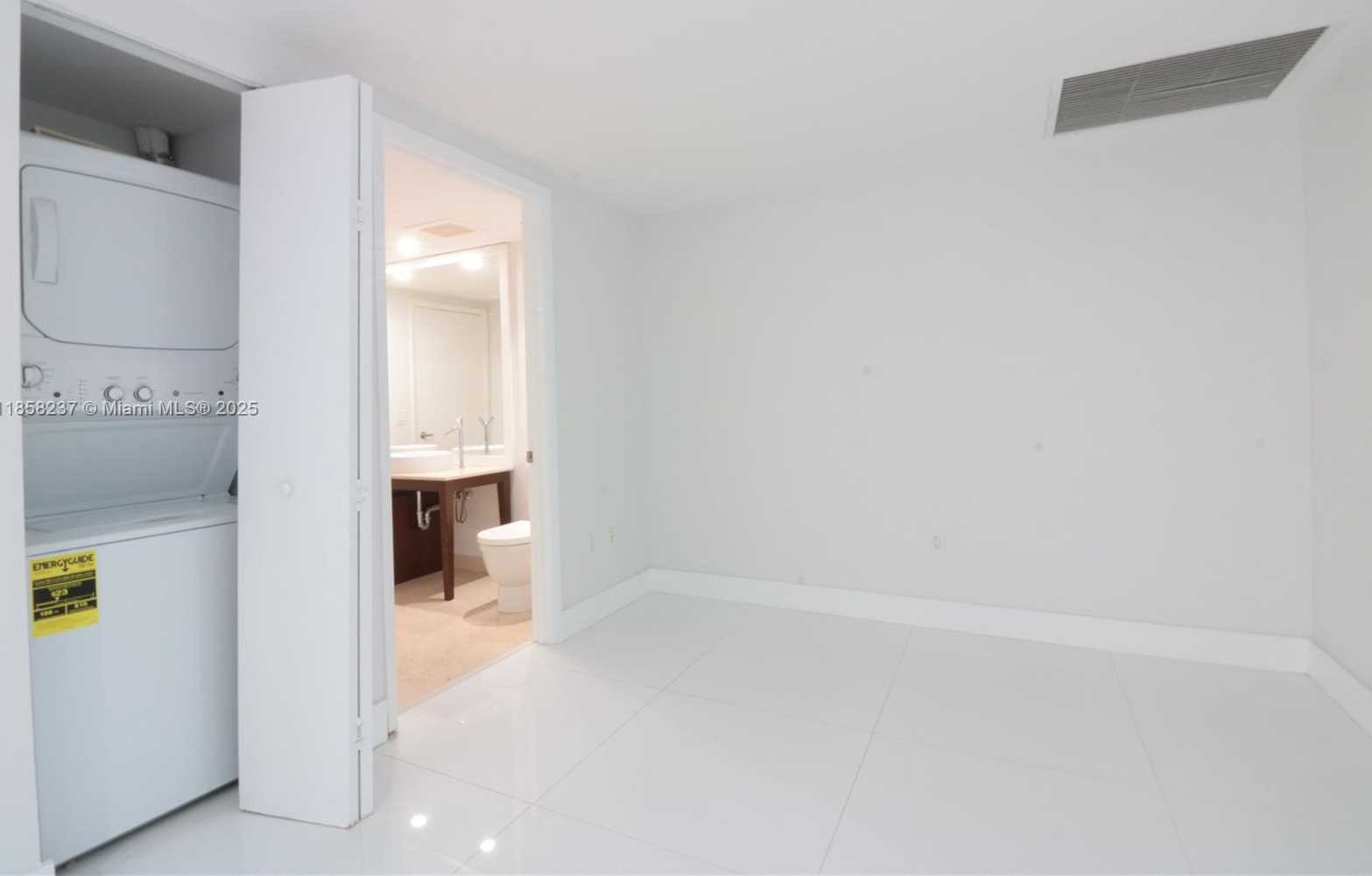 Small Image of 495 BRICKELL AVE #4005, Miami Number 16