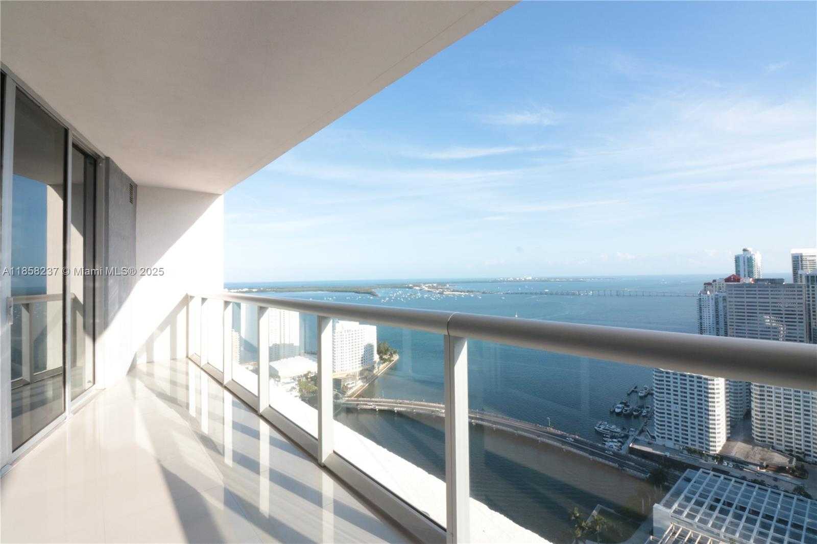 Small Image of 495 BRICKELL AVE #4005, Miami Number 19