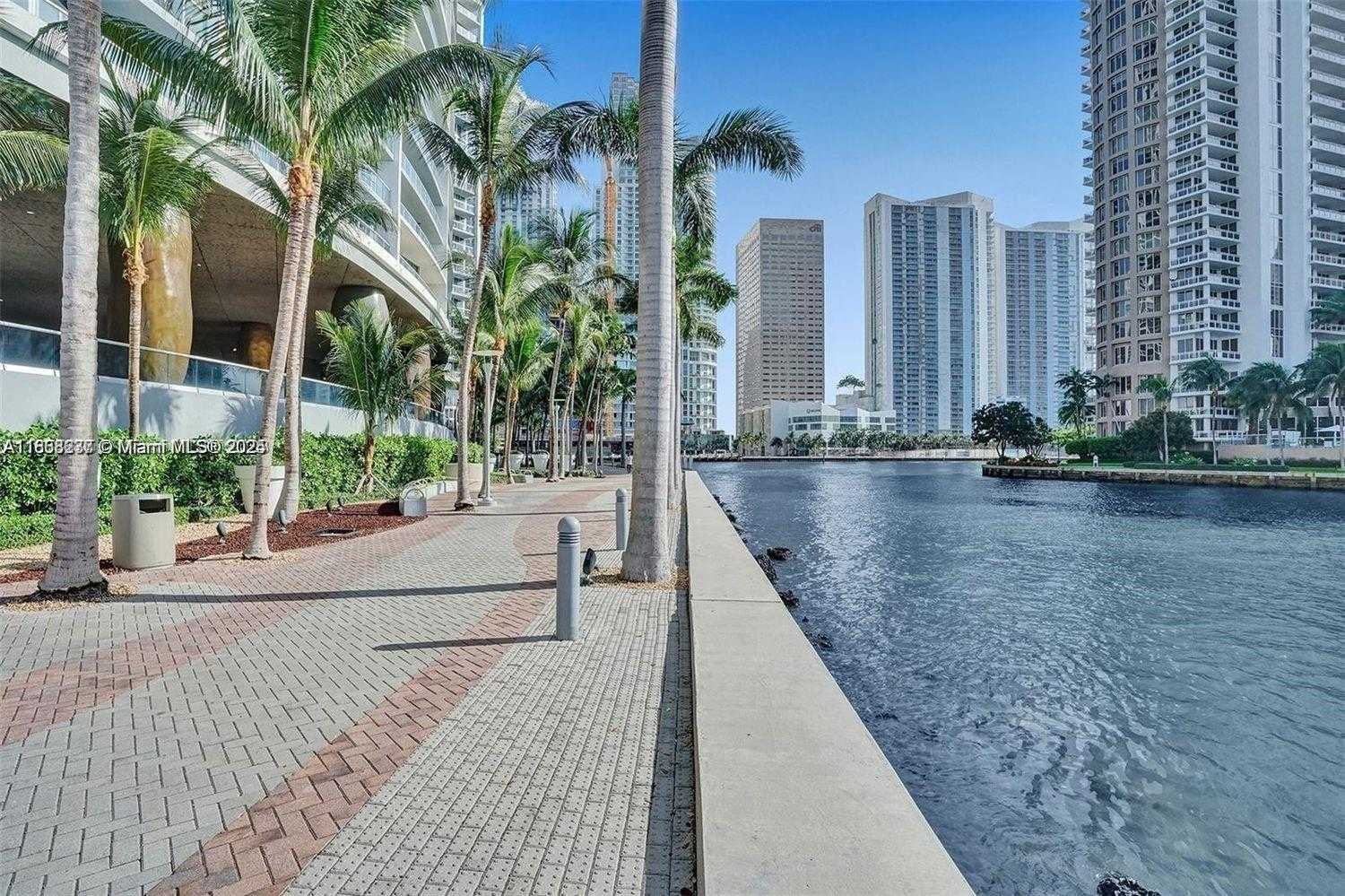 Small Image of 495 BRICKELL AVE #4005, Miami Number 29