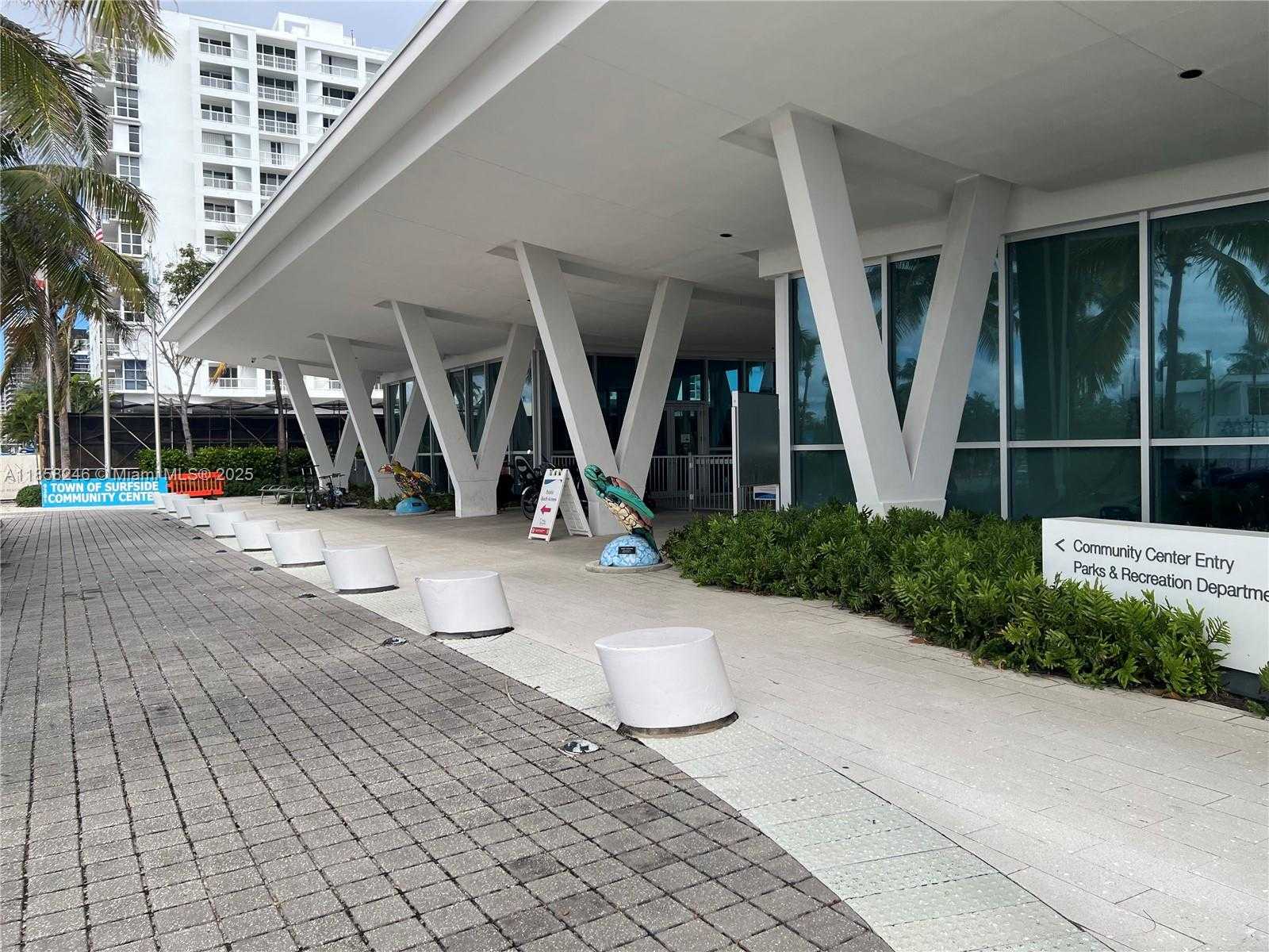 Small Image of 9241 COLLINS #1, Surfside Number 20