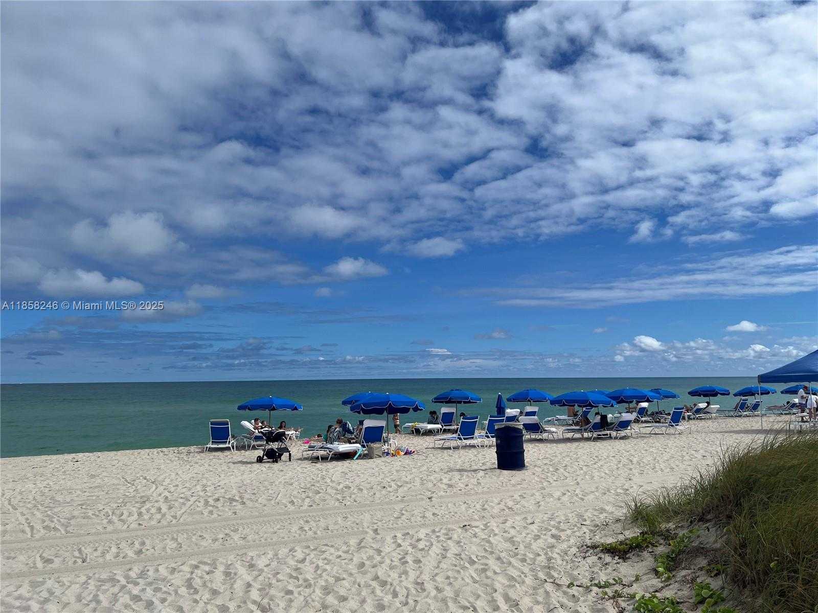 Small Image of 9241 COLLINS #1, Surfside Number 31
