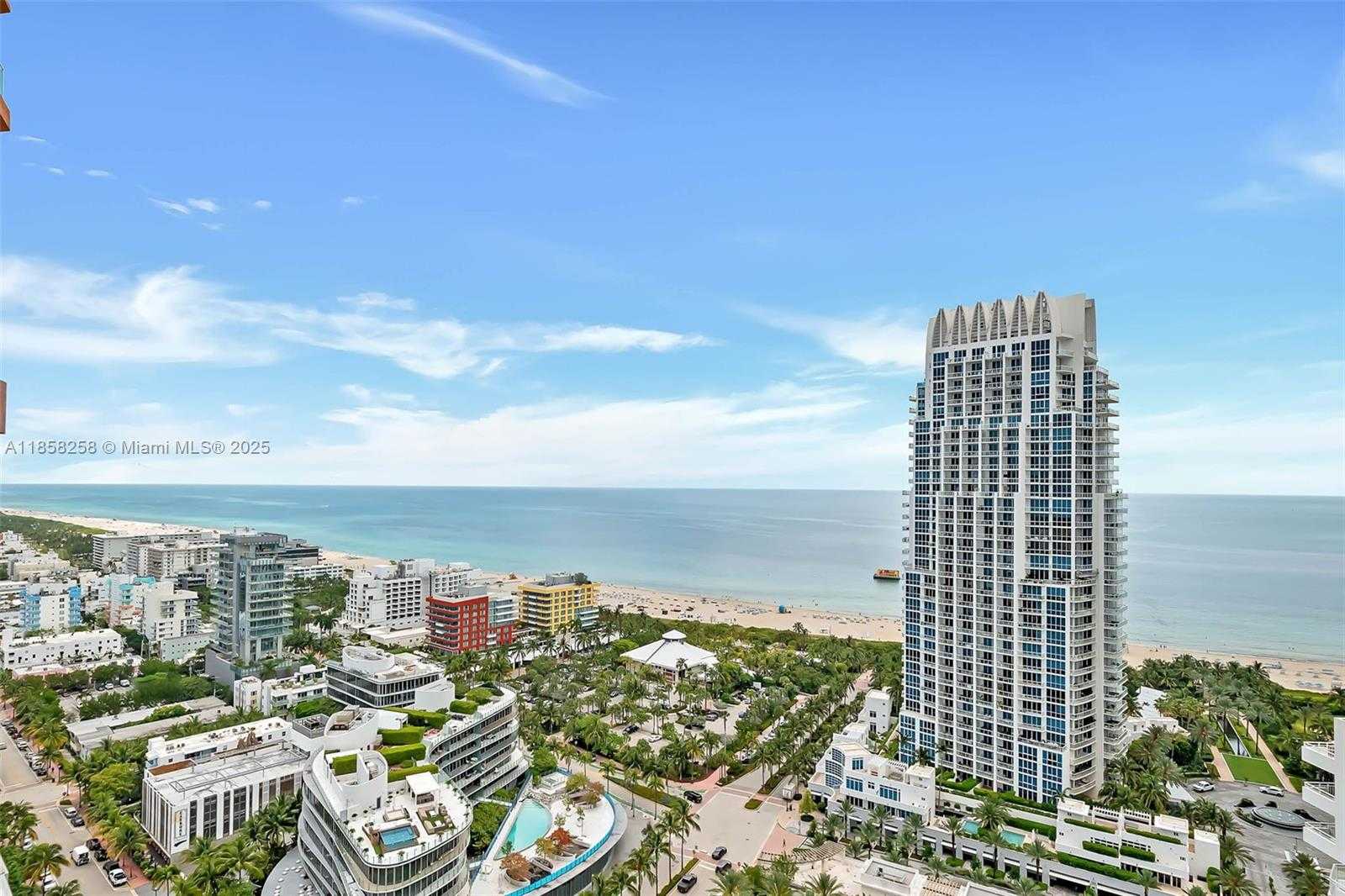 Small Image of 300 SOUTH POINTE DR #2802, Miami Beach Number 37