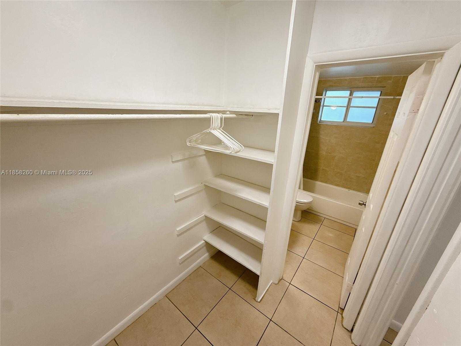 Small Image of 7315 BYRON AVE #5, Miami Beach Number 7
