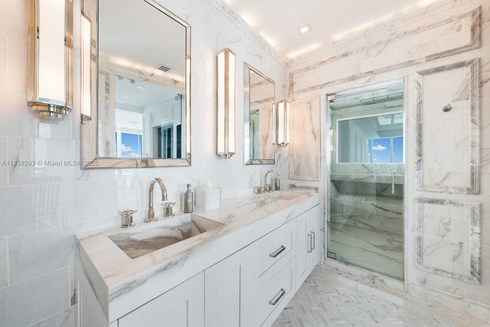 Small Image of 888 BISCAYNE BLVD #5701, Miami Number 18