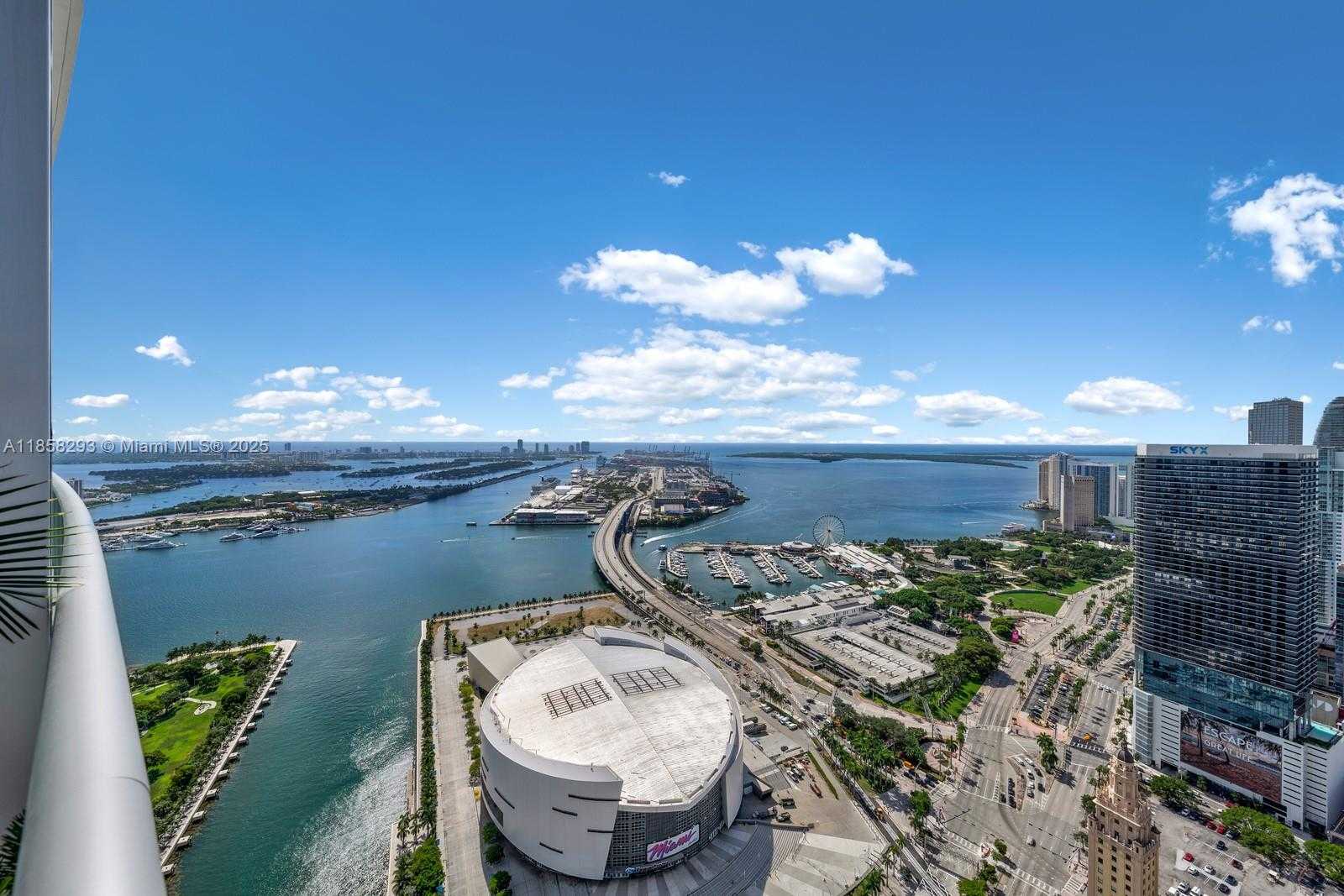 Small Image of 888 BISCAYNE BLVD #5701, Miami Number 25