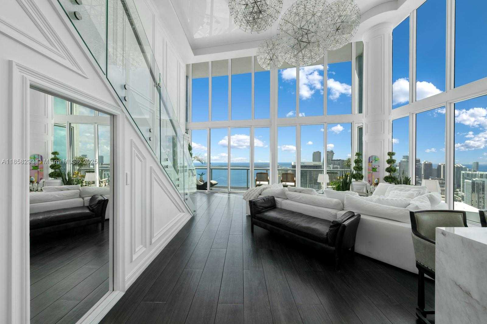 Small Image of 888 BISCAYNE BLVD #5701, Miami Number 8
