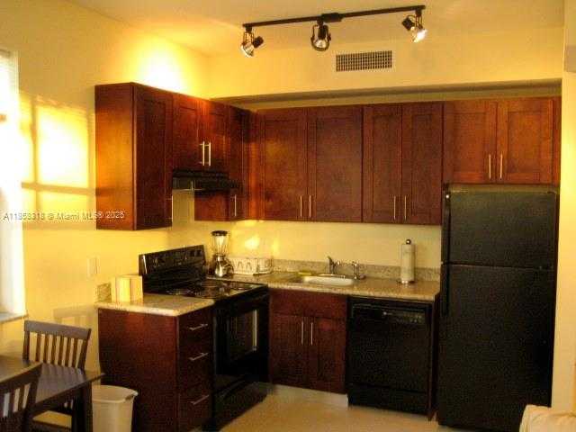Small Image of 843 SOUTH WEST 13TH AVE #304, Miami Number 3
